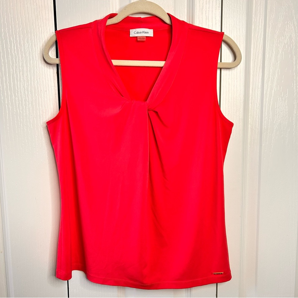Calvin Klein Women’s Dark Pink V-Neck Sleeveless Blouse Size M Work Formal